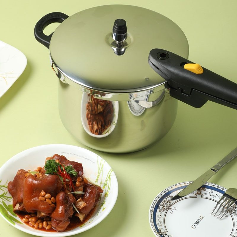 Household gas explosion-proof pressure cooker