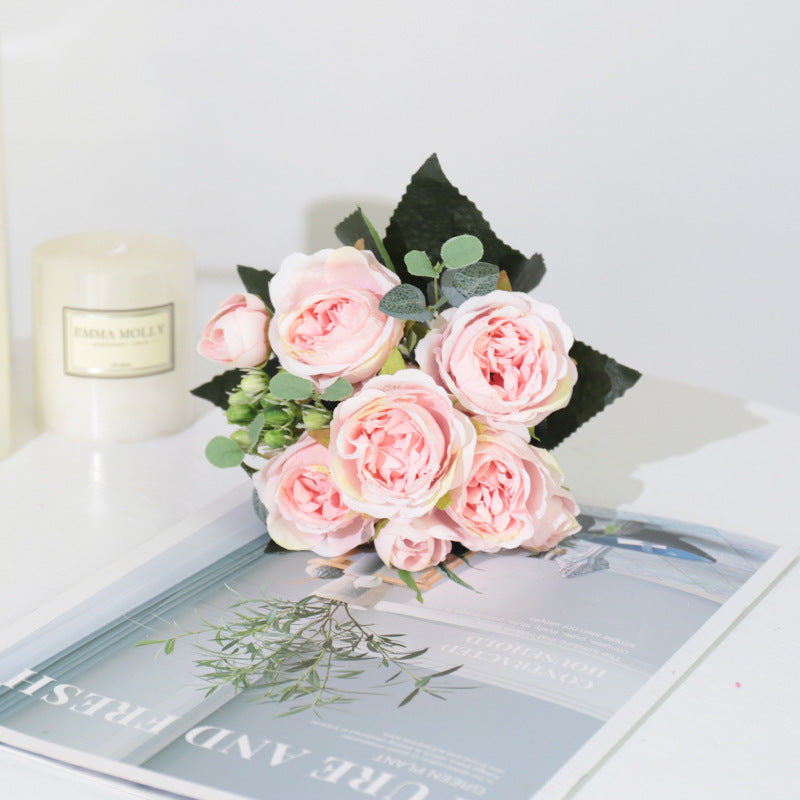 Popular Bridal Living Room Holding Flowers Silk Flowers Artificial Flowers