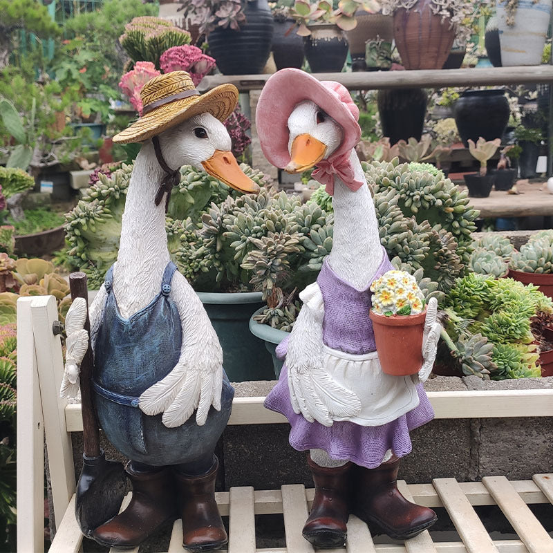 Cute Resin Duck Outdoor Statue Flexible Simulation Duck Ornaments For Outdoor Yard Lawn Garden Decorations